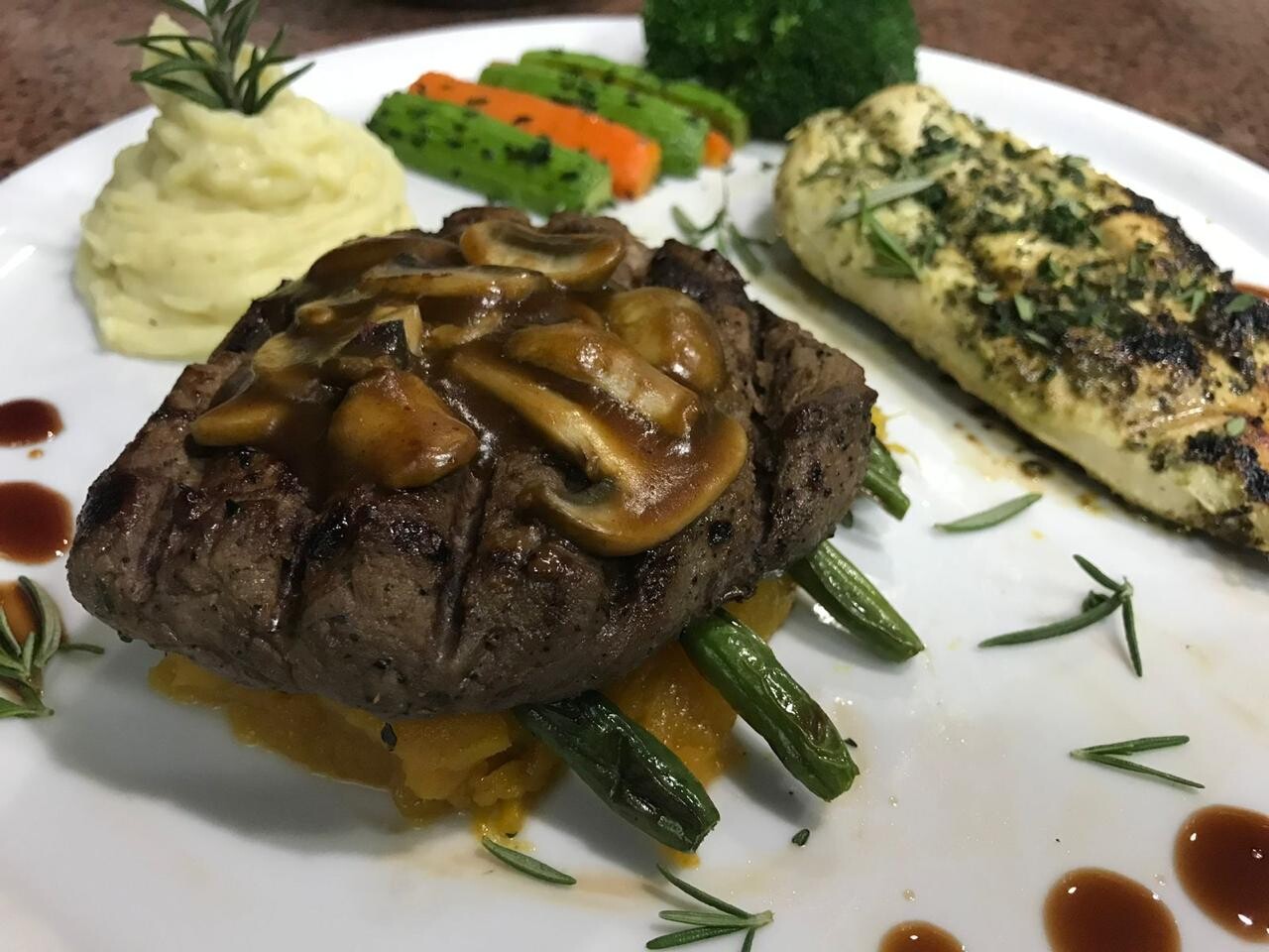 Main Course — Beef Fillet & Grilled Chicken
